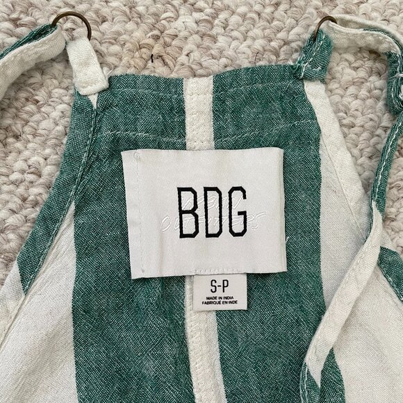 BDG stripped jumpsuit Size: S (urban outfitters) - Picture 4 of 11